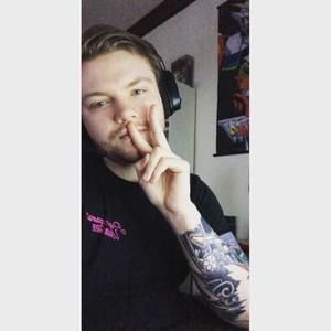 Meet your Posher, Justin